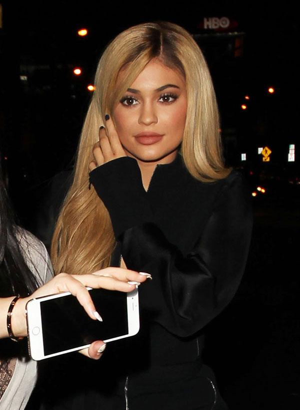 Kylie jenner new hair color 05