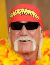 2010__08__okmagazine horoscopes hulkhogan 195×300.jpg