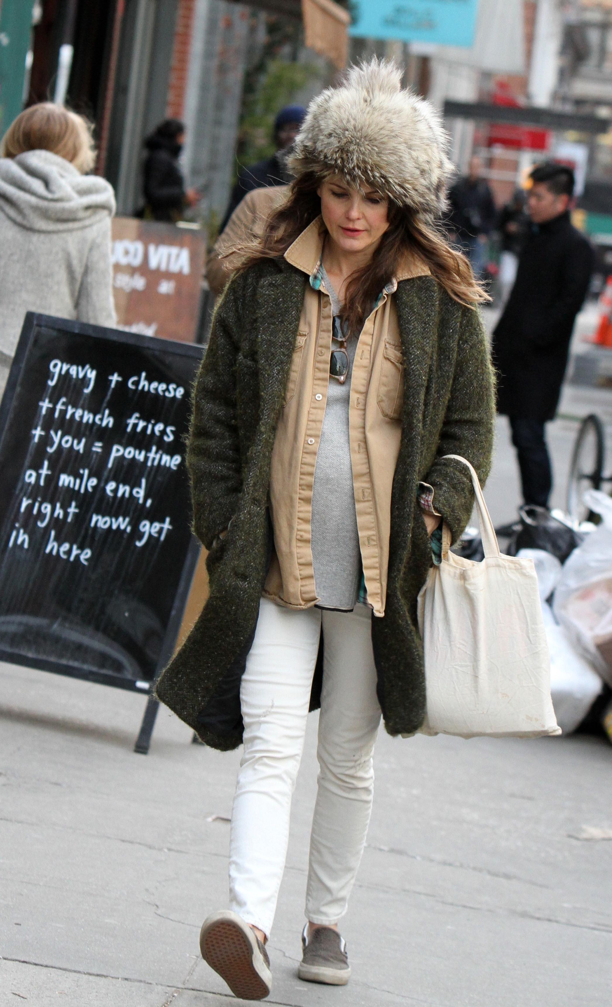 Keri Russell shows off a little bit of her baby bump after having lunch in New York City, New York