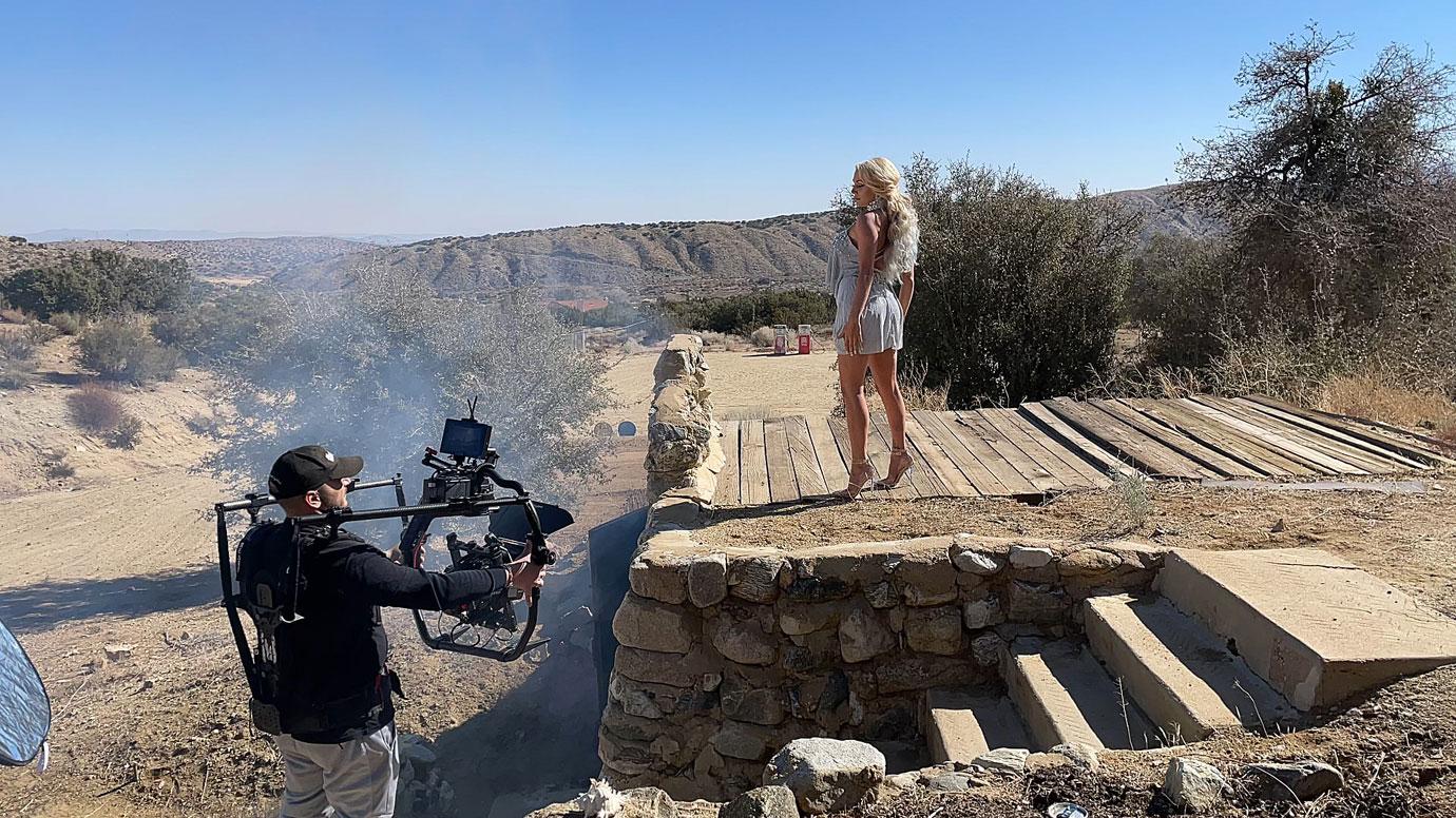 Courtney Stodden Talks New Song 'Pleasure,' See BehindTheScenes Photos