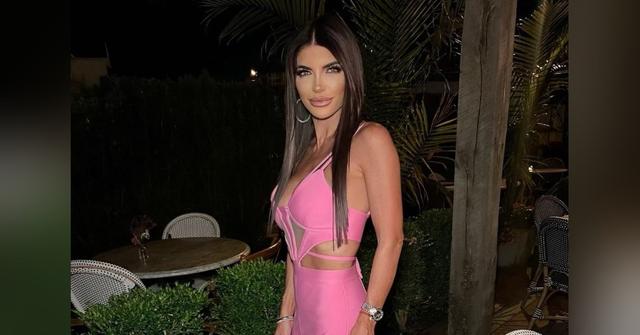 teresa giudices unrecognizable face ozempic photoshop accusations