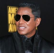 2010__02__Jermaine_Jackson_Feb5newsne 225×221.jpg