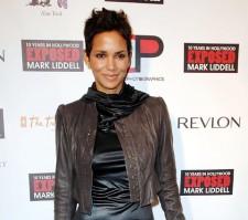 2009__11__5berry_halle_aar_mainhoriz1 225×199.jpg