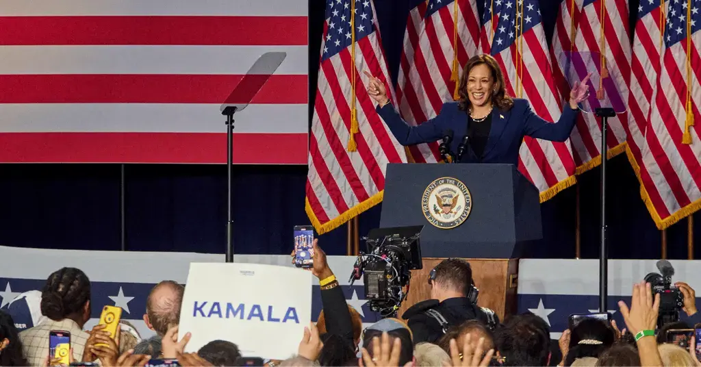 donald trump ridiculed not knowing biracial people exist kamala harris