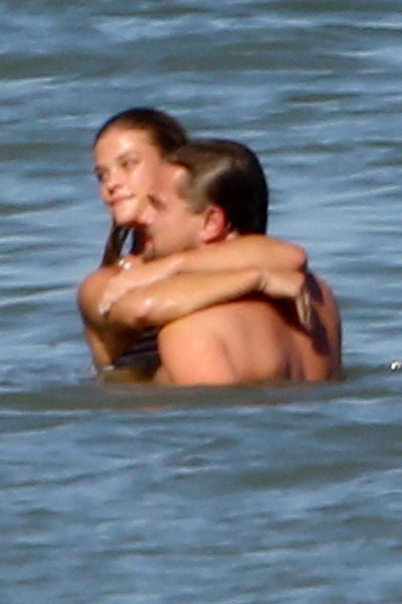 *PREMIUM EXCLUSIVE* Nina Agdal to Leonardo DiCaprio:  I&#8217;ll Never Let Go! **STRICTLY NO WEB, MUST CALL FOR PRICING**