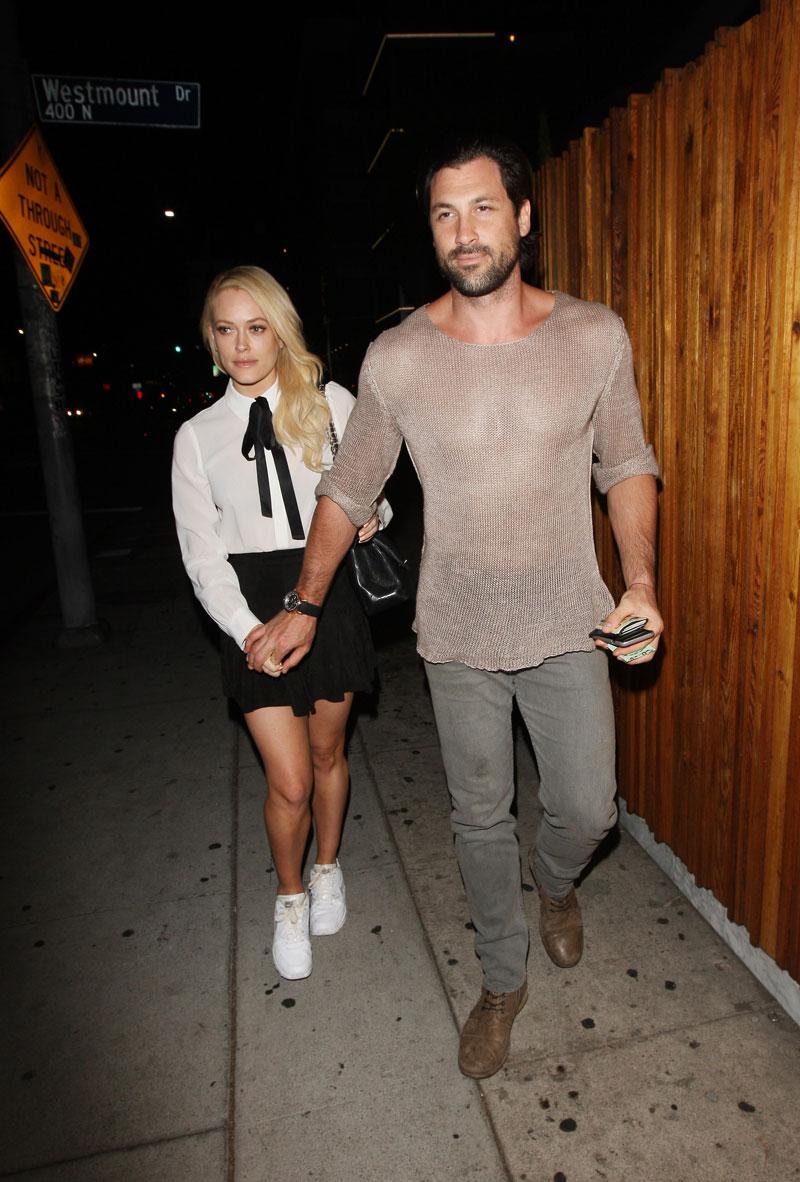 Maksim chmerkovskiy peta murgatroyd pregnant first child 03