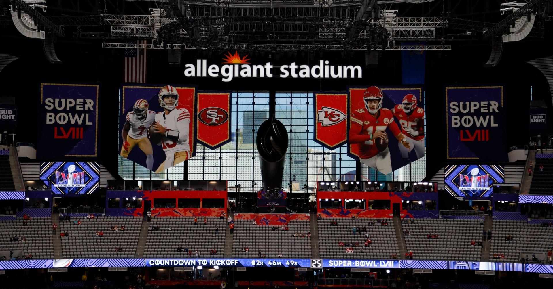 Streaker Tries To Run Onto The Field During 2024 Super Bowl