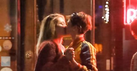 Paris jackson cara delevingne dating kissing photos