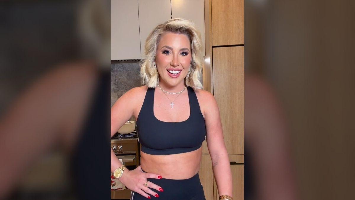 Photo of Savannah Chrisley was motivated to resume her health journey after 'feeling like garbage.'