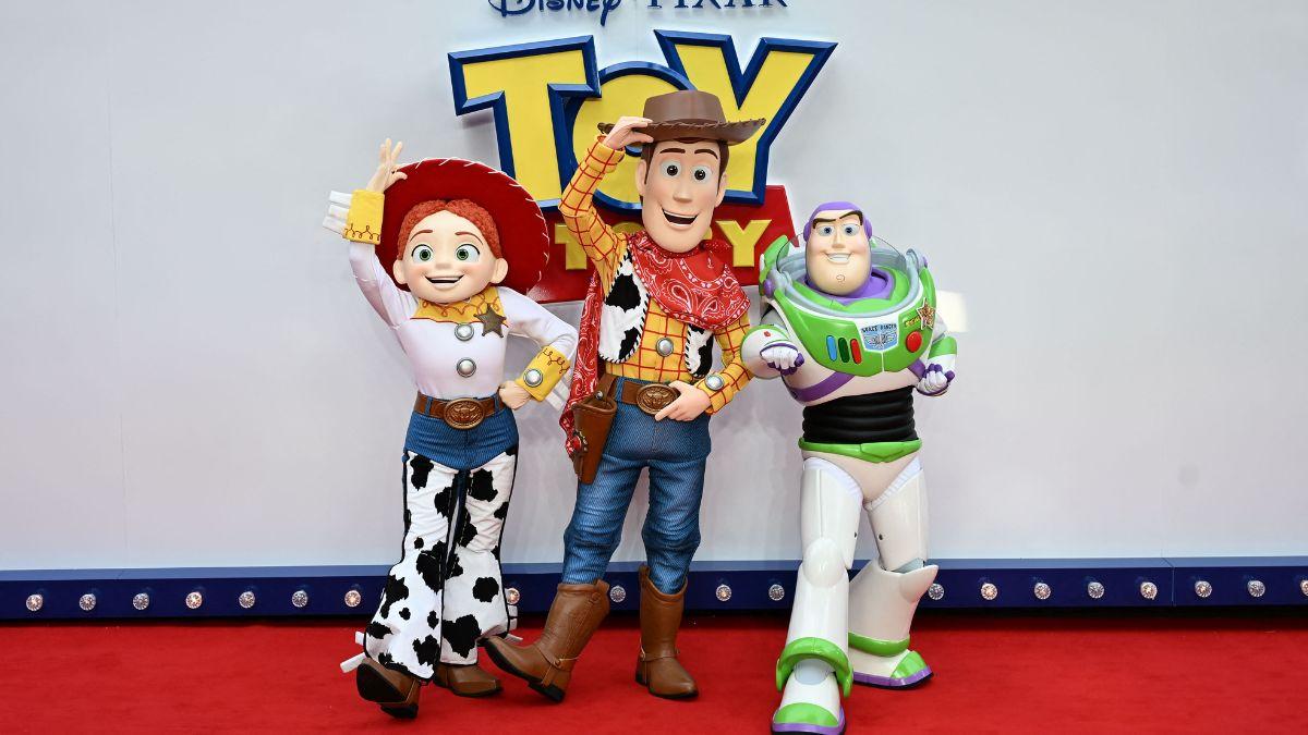 Photo of the characters from 'Toy Story 5.'
