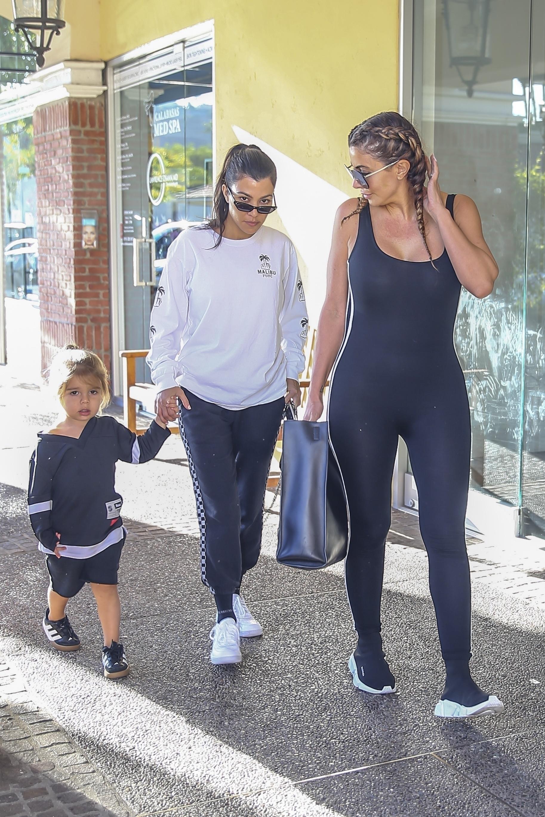 *EXCLUSIVE* Kourtney Kardashian and Larsa Pippen take the kids to dinner