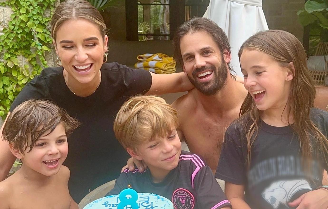 Jessie James Decker 'Can't Imagine' Life Without Newborn Son Denver(02)