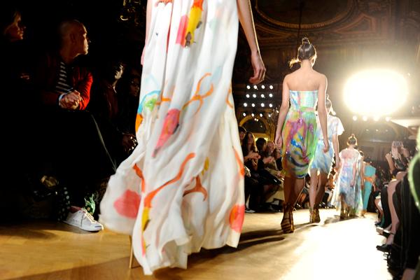 Runway (1)