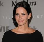 2010__07__okmagazine_courteney cox 150&#215;141.jpg