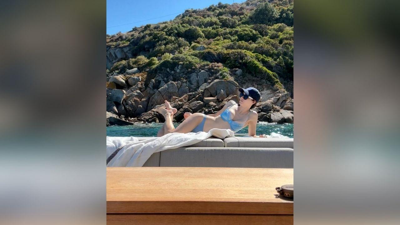 image of Alexandra Daddario shared a series of summer photos featuring a boat getaway and casual moments in New York City.