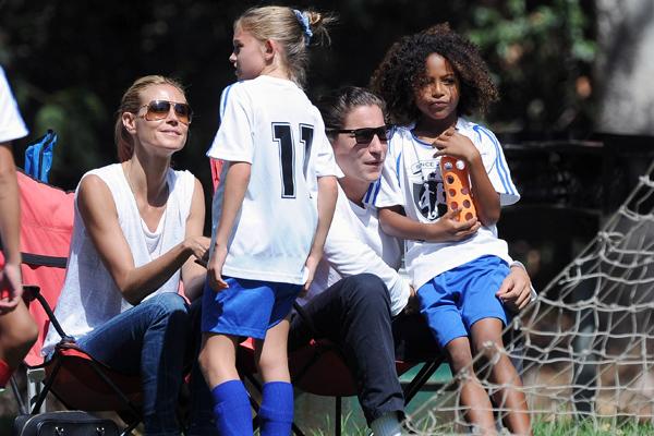 Heidi Klum and mom Edna Klum let new boyfriend Vito Schnabel be the doting dad during a family soccer practice in Brentwood, Los Angeles