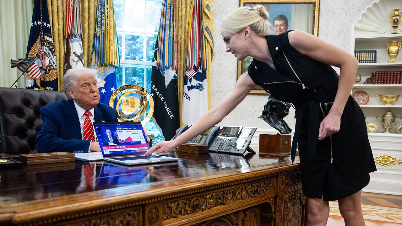 Donald Trump,Natalie Harp