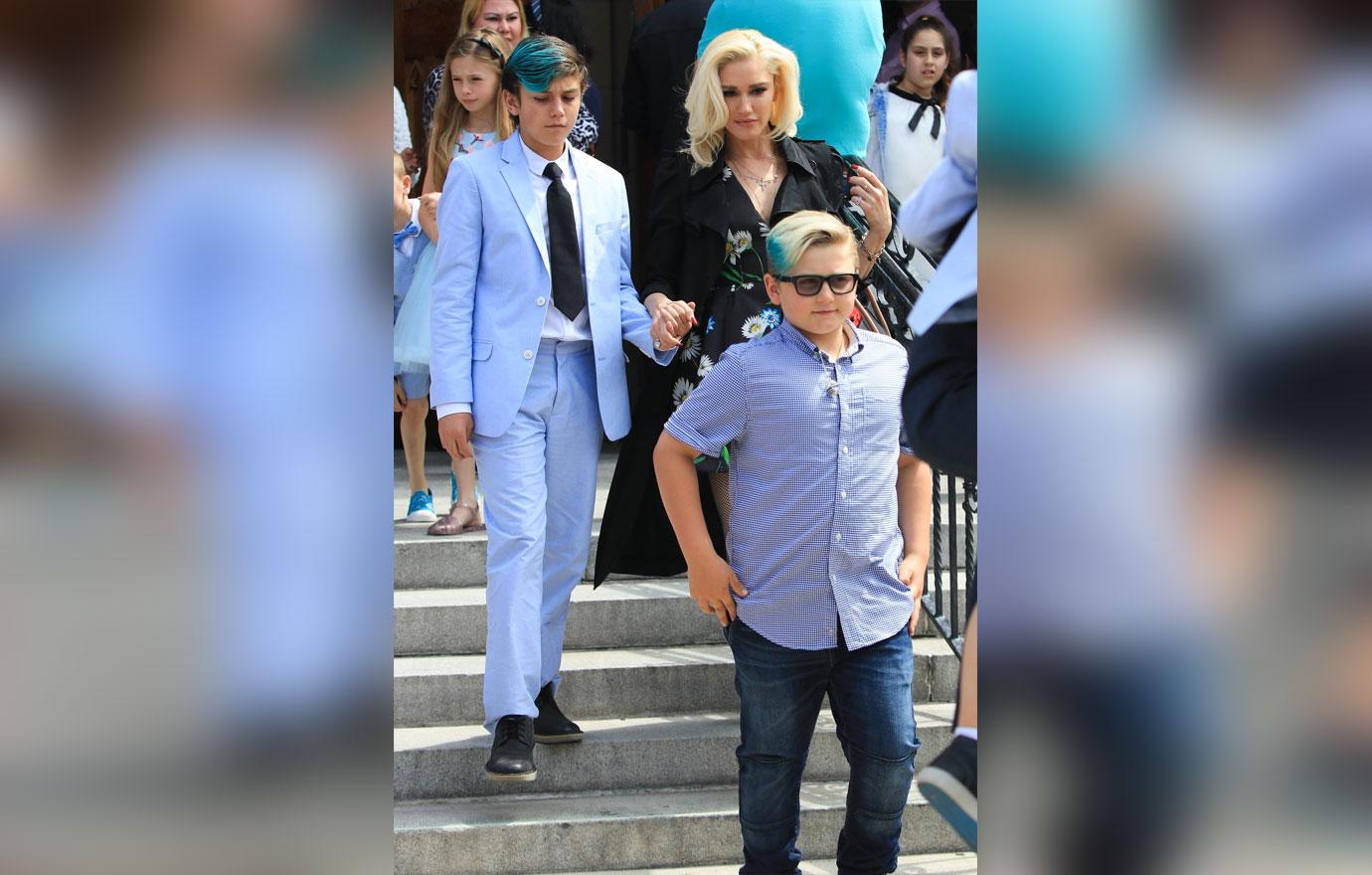 Gwen stefani blake shelton family outing