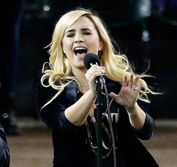 Demi Lovato Sings the National Anthem