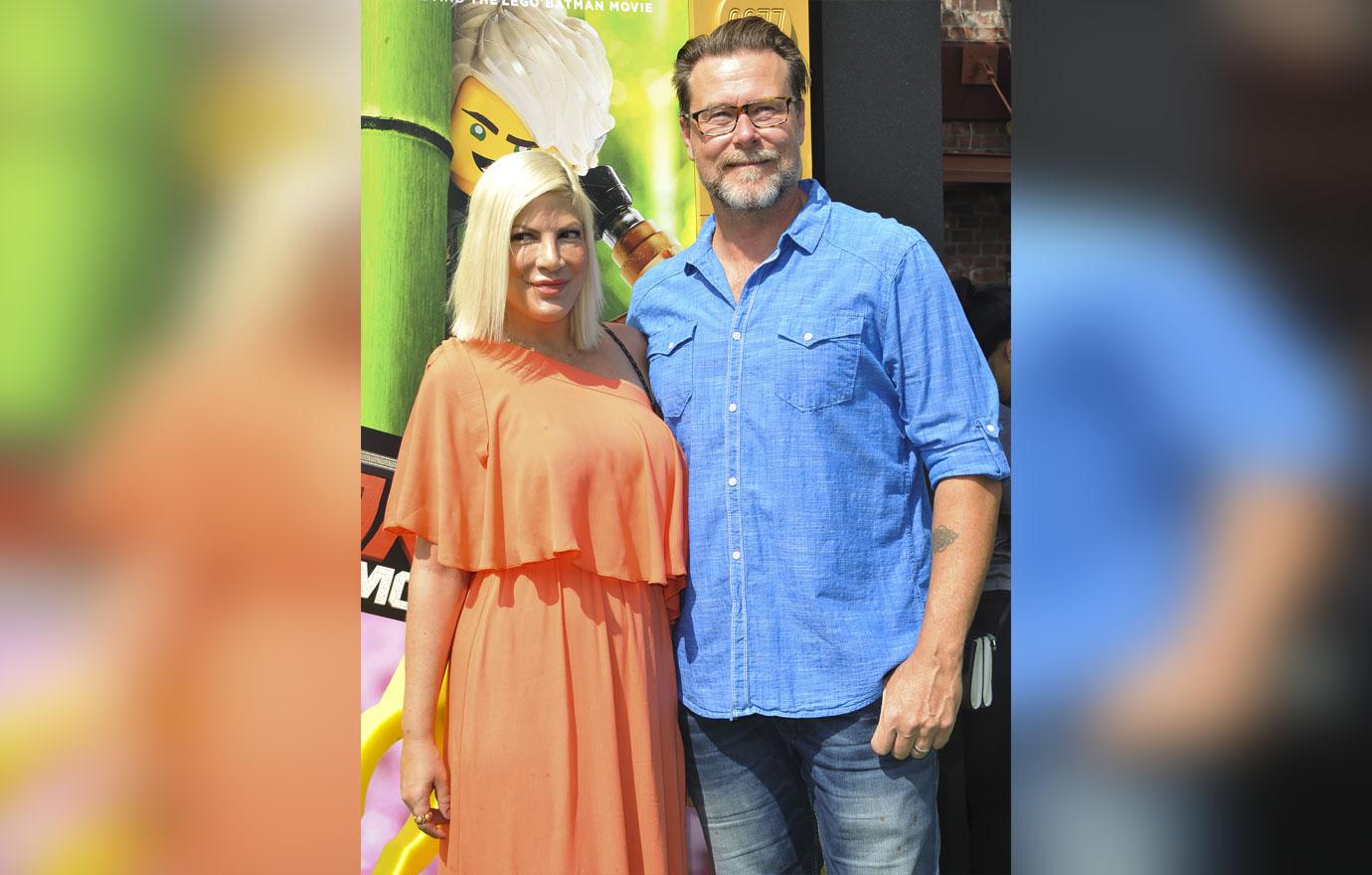 tori spelling spotted screaming outside lawyers office amid imminent divorce from dean mcdermott ok