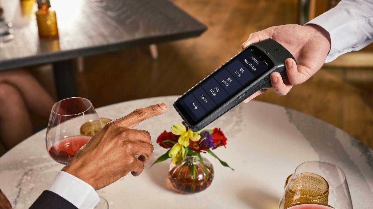 Image of the customer giving a $11 tip on a bill that cost $220 overall rubbed their server the wrong way.