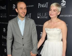 2010__12__1940_Blue_Valentine_Dec14m 300×234.jpg