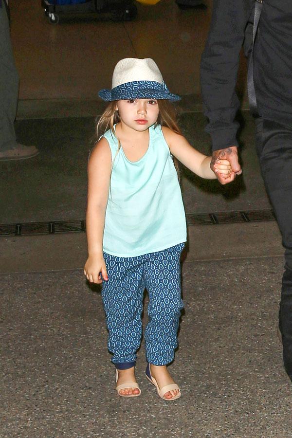 Harper beckham fashion style outfits victoria david akm