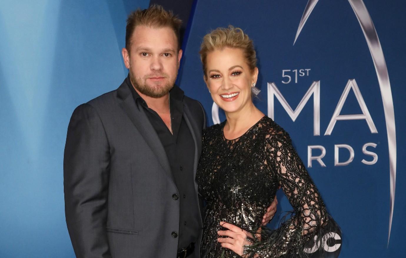 kellie pickler cries  call husband kyle jacobs suicide