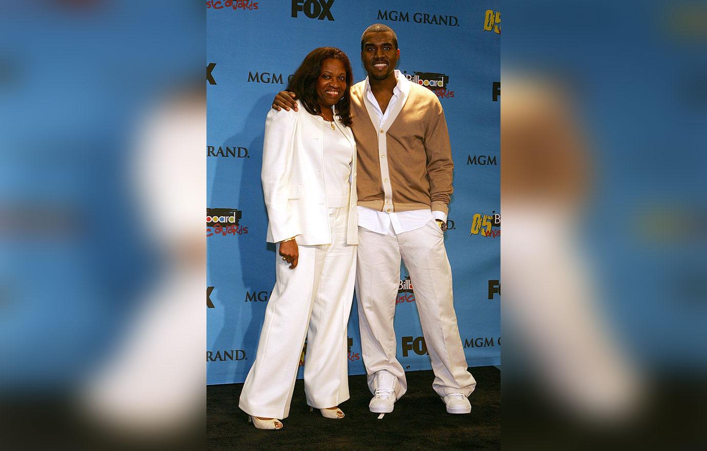 Kanye West Gets Emotional About Late Mom Donda With David Letterman(02)