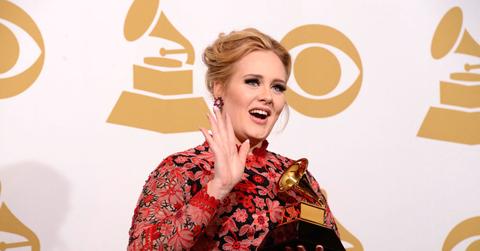 adele waving grammy