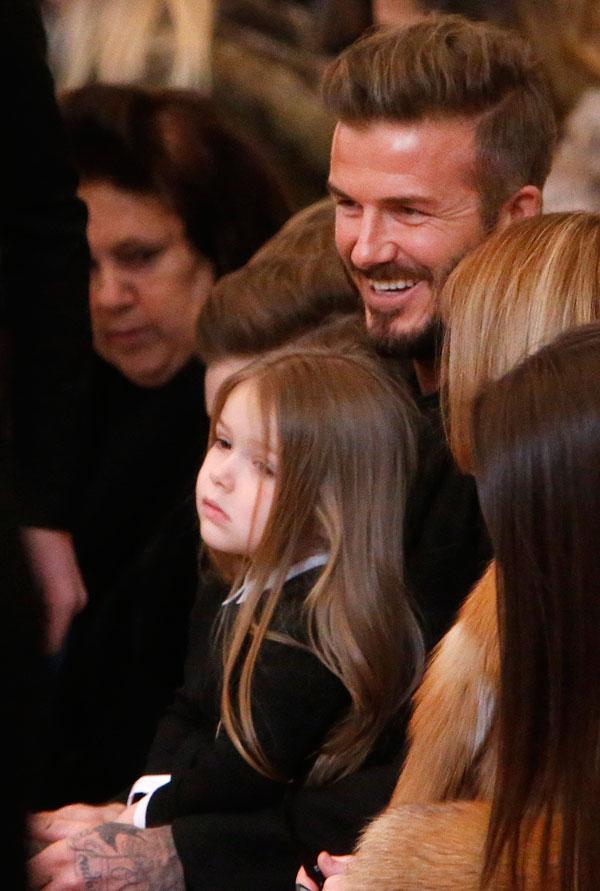 Victoria beckham daughter harper nyfw 01