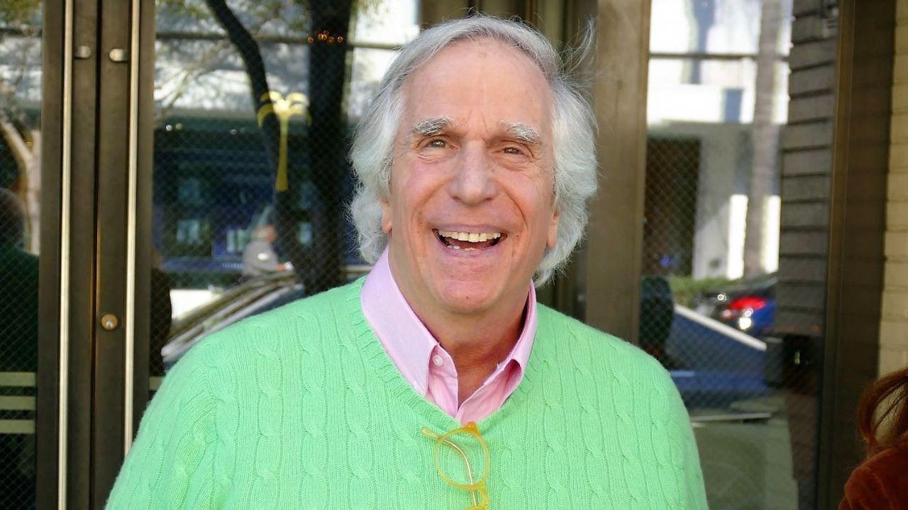 Image of Henry Winkler signed an unusual keepsake for a fan during an autograph appearance.