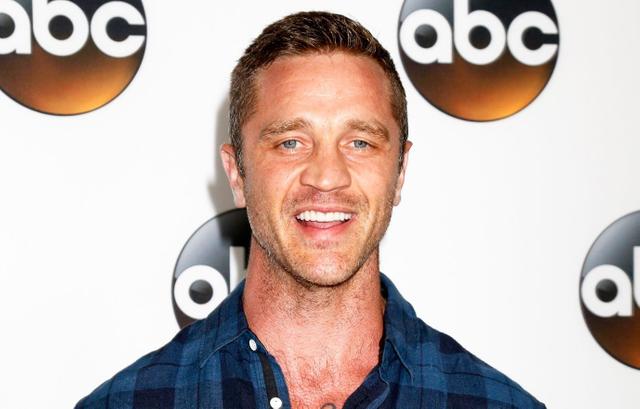 Christina Ricci Replies To &rsquo;90s Costar Devon Sawa&rsquo;s Sweet Comments