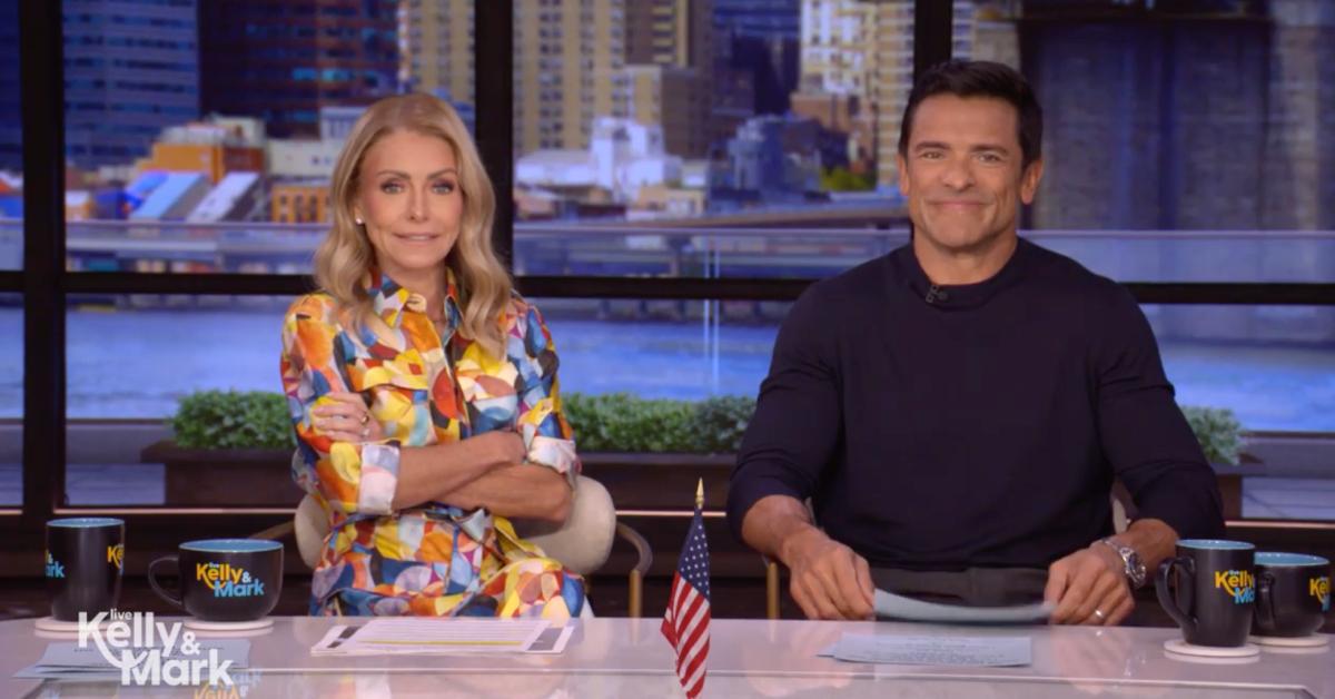 kelly ripa mark consuelos bicker airport arrival times live watch