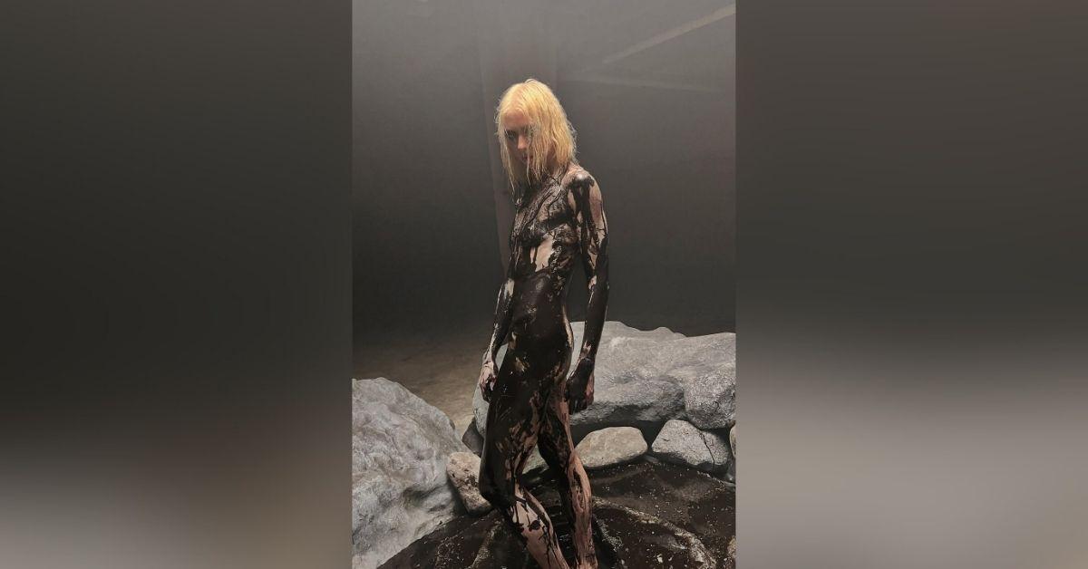 image of Taylor Momsen shocked fans by posing in black body paint for her new music video.