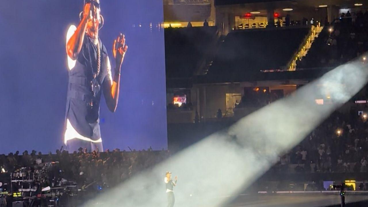 Image of Jay-Z performed in front of a packed crowd as Halle Bailey documented the show on Instagram.