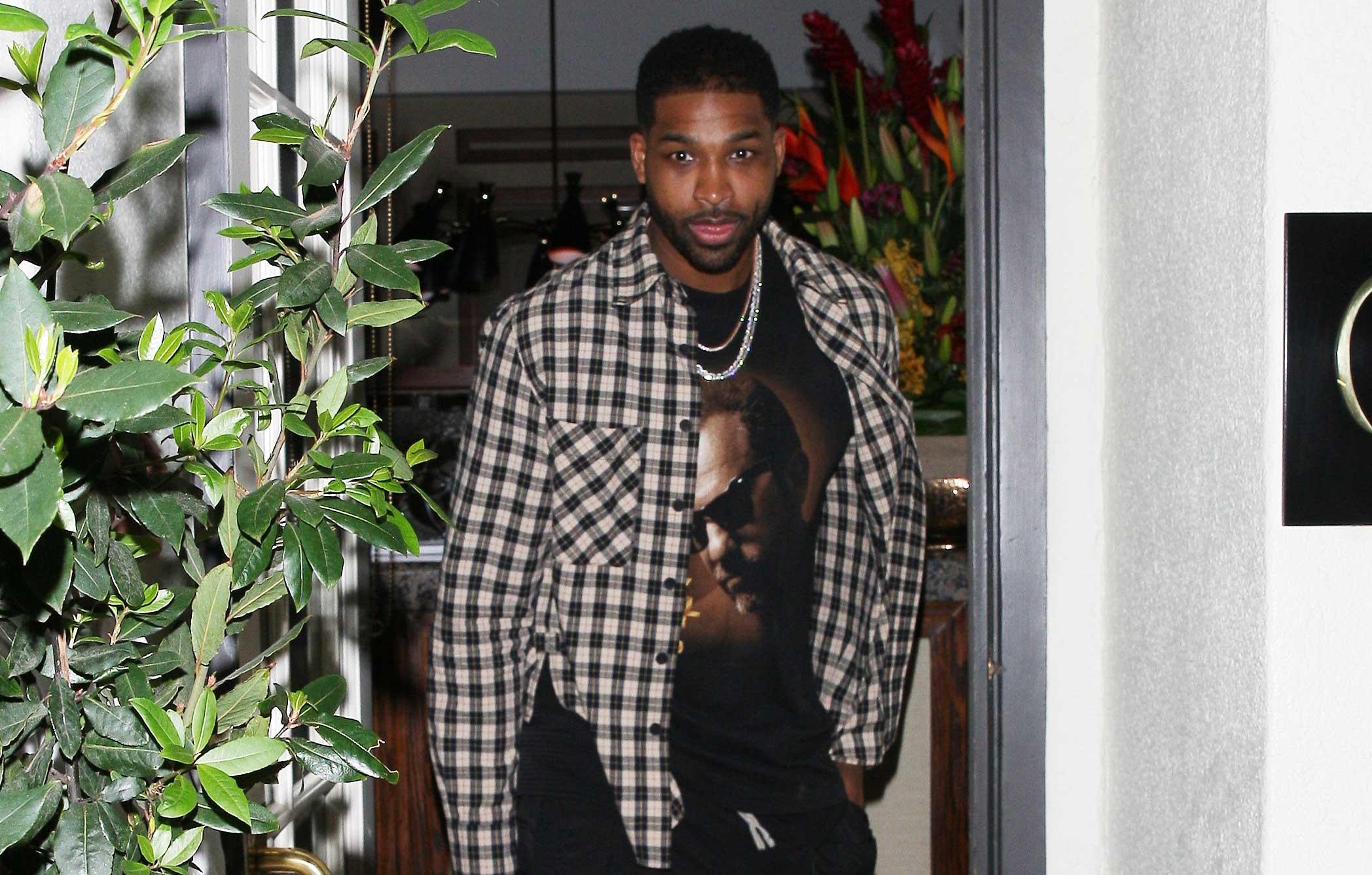 kim kardashian under fire for friendsgiving with tristan thompson