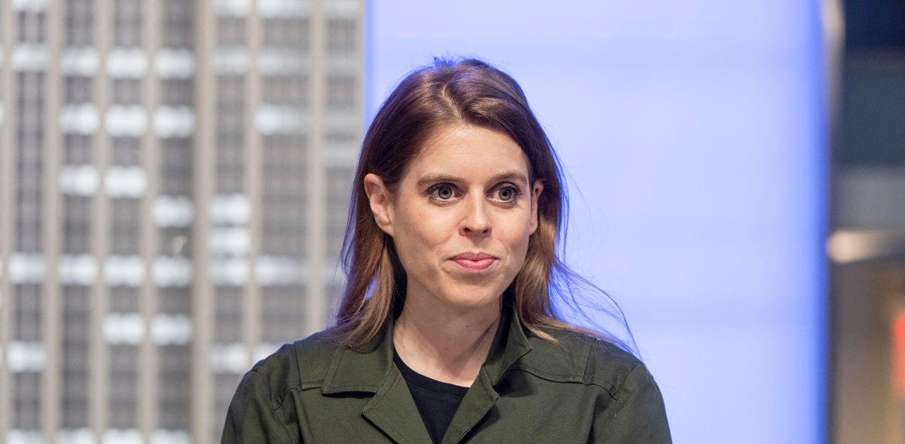 princess beatrice torn between loyalty king charles prince andrew