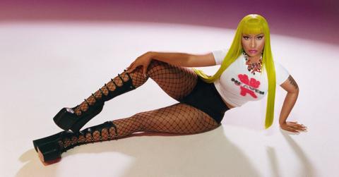 nicki minaj backlash abruptly stopping nye performance song starships stupid