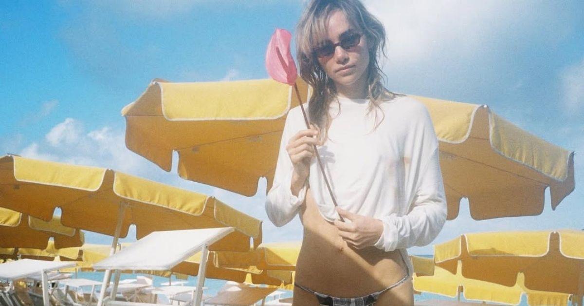 suki waterhouse sizzles in swimsuit