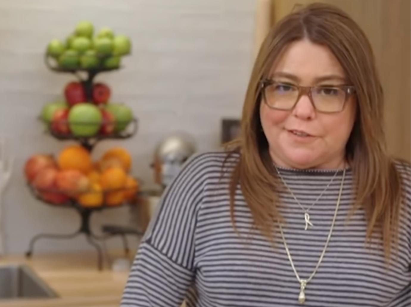 rachael ray concerns fans messy appearance new cooking video watch