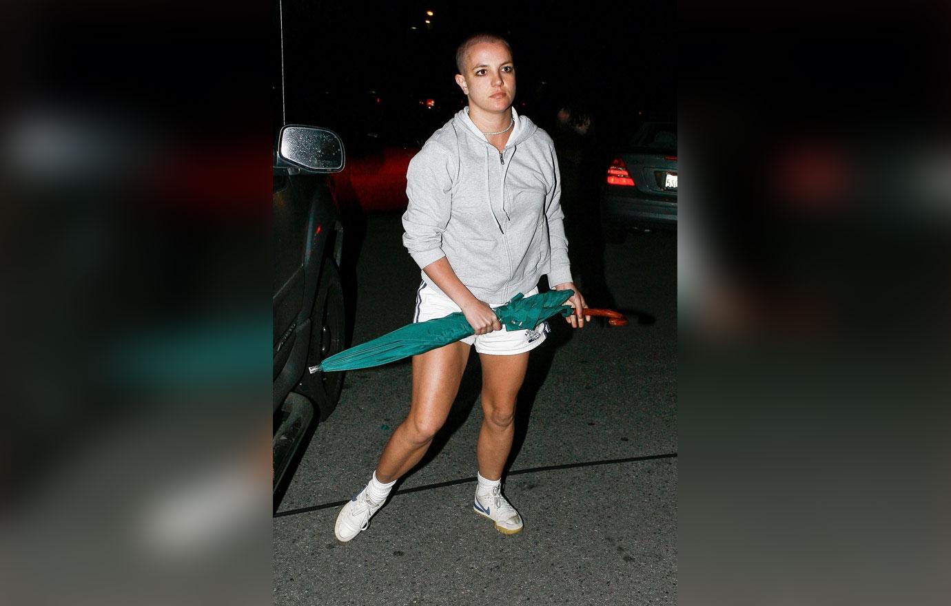 Britney spears makeup free