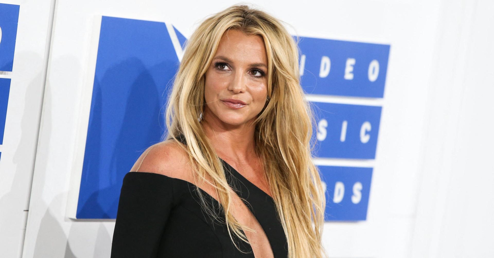 britney spears admits false confidence after