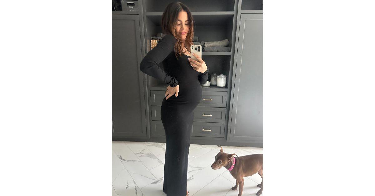 jenna dewans baby bump gallery