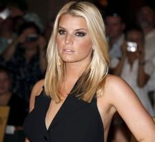 2009__10__wenn2597768 225×206.jpg