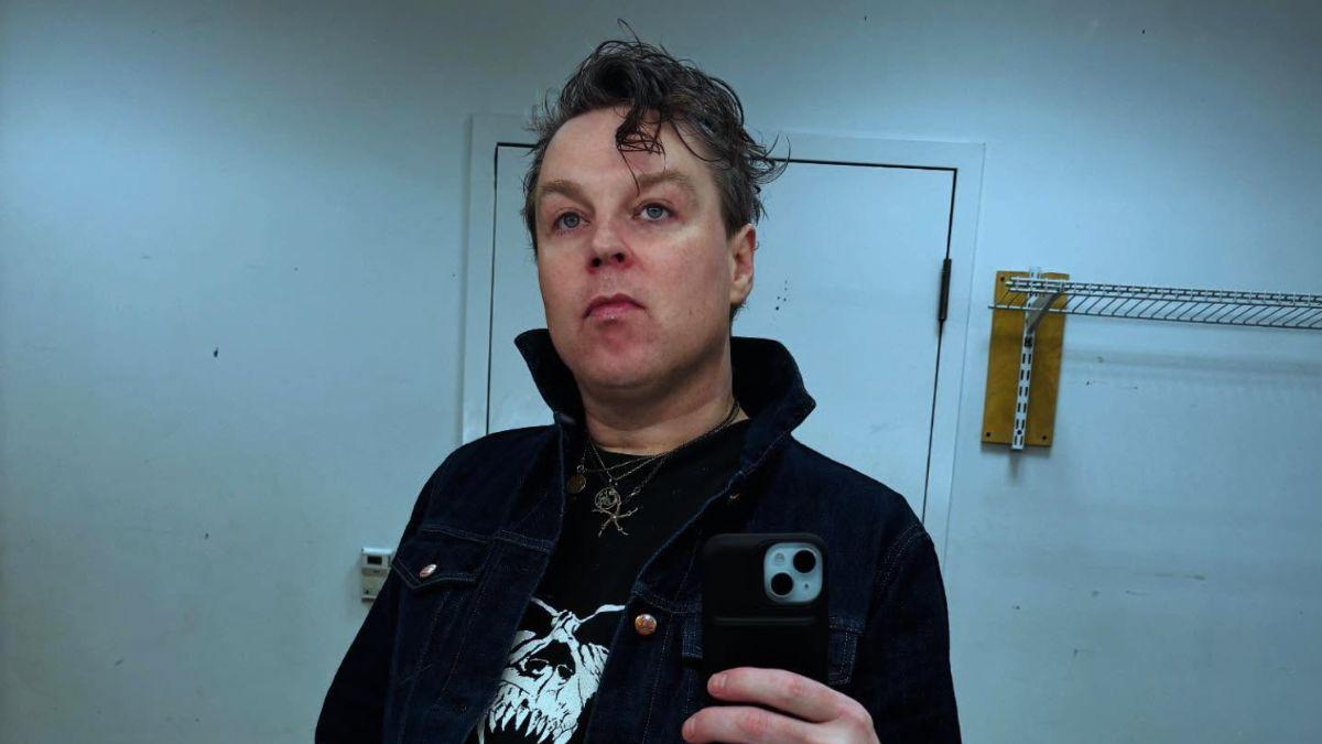 Image of He revealed he was selling personal belongings to raise money.