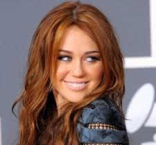 2010__02__okmagazine_miley cyrus1 225&#215;209.jpg