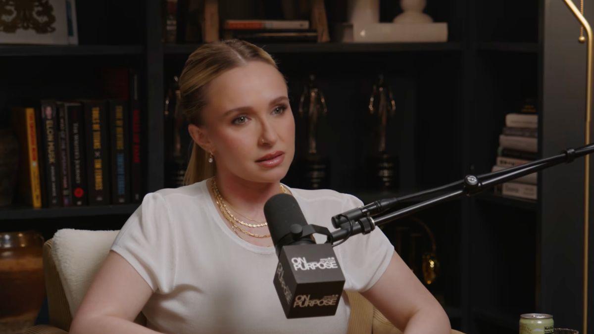 Image of Hayden Panettiere's mother gave up acting to focus on her daughter's career.