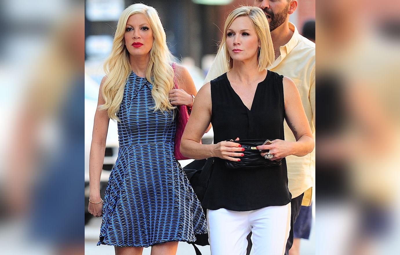 Tori spelling jennie garth spandex throwback pic 7