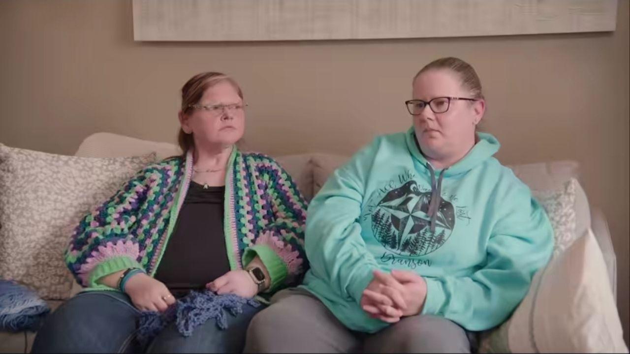 Image of Tammy Slaton and her fiancée Andrea Dalton attended a therapy session together.